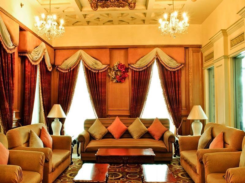 Networld Hotel Spa And Casino Pasay Buitenkant foto